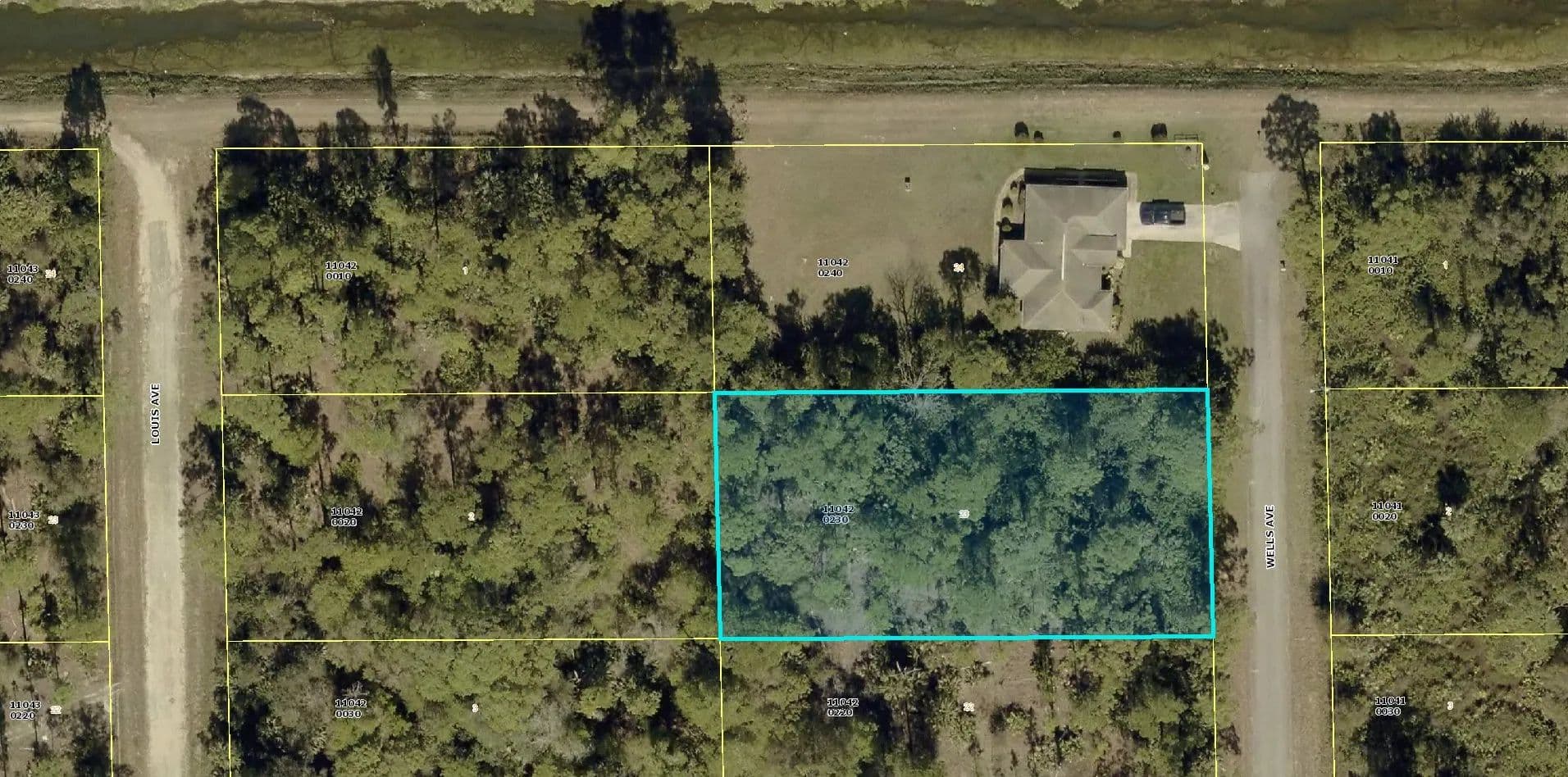 Vacant Land in Lehigh Acres - Lehigh Acres, Florida, 33972