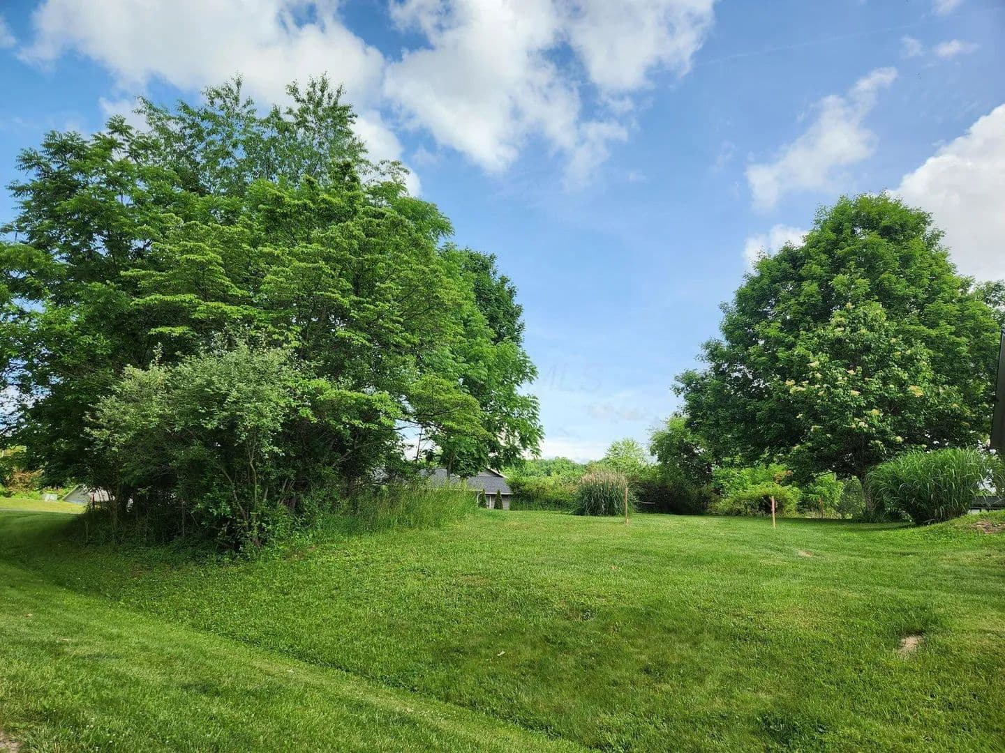 0.25 Acres of Land for Sale in Howard, Ohio - land for sale