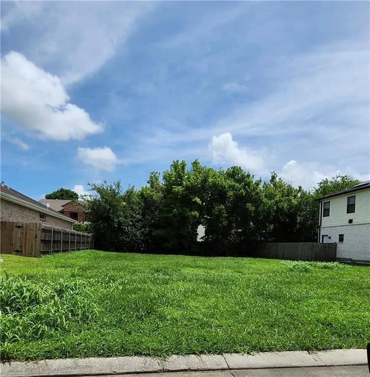 0.16 Acres of Land for Sale in New Orleans, Louisiana - New Orleans, Louisiana, 70128