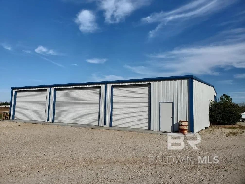 5.57 Acres of Land for Sale in Elberta, AL - Elberta, Alabama, 36530