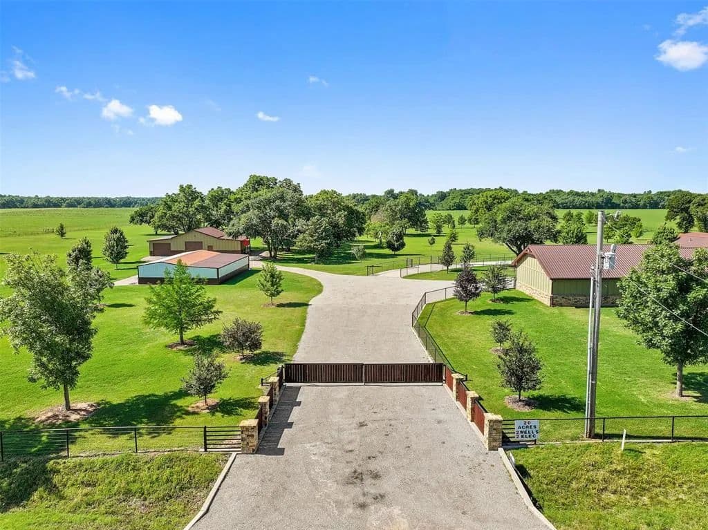 Horse Lovers, Car Enthusiasts & Hobby Farmers—This Property Has It All! - Lexington, OK - Lexington, Oklahoma, 73048