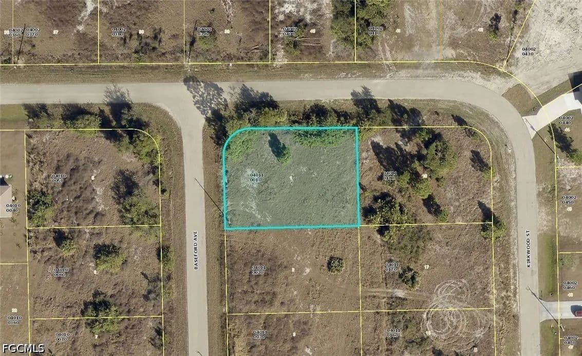 Property from 1113 Baseford Avenue - KW - Lehigh Acres, Florida, 33974
