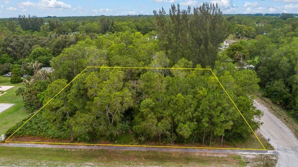 Property from Xx Lot 3780 Mandarin/ 47 Th Court N - KW - , Florida, 33470