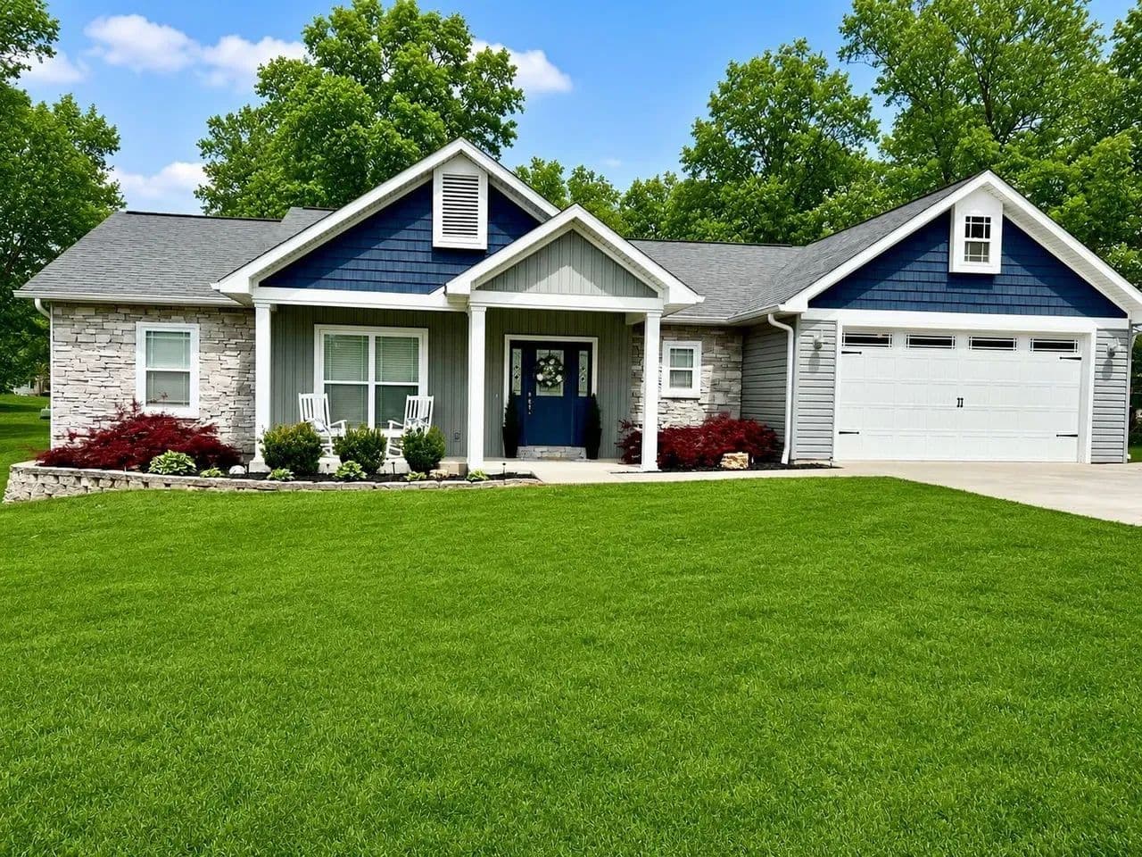 3-Bed 2-Bath Craftsman-Style Home For Sale in Poplar Bluff, Mo - Poplar Bluff, Missouri, 63901