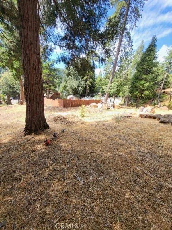 0.4 Acres of Land for Sale in Crestline, CA - Crestline, California, 92325
