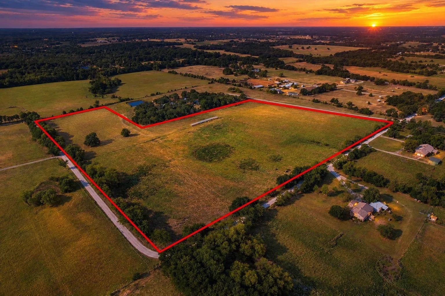 19.5 Acres of Land for Sale in Gainesville, TX - Gainesville, Texas, 76240