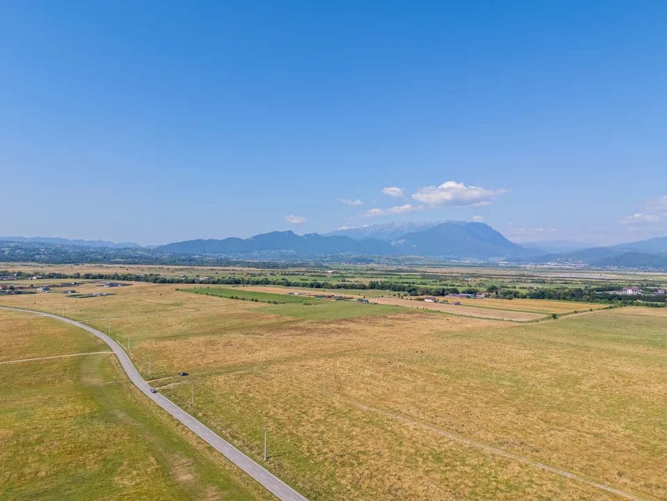 Teren : Parcele de 1.000 mp în Glăjerie, Râșnov - comision 0% pentru cumpărător! - land for sale