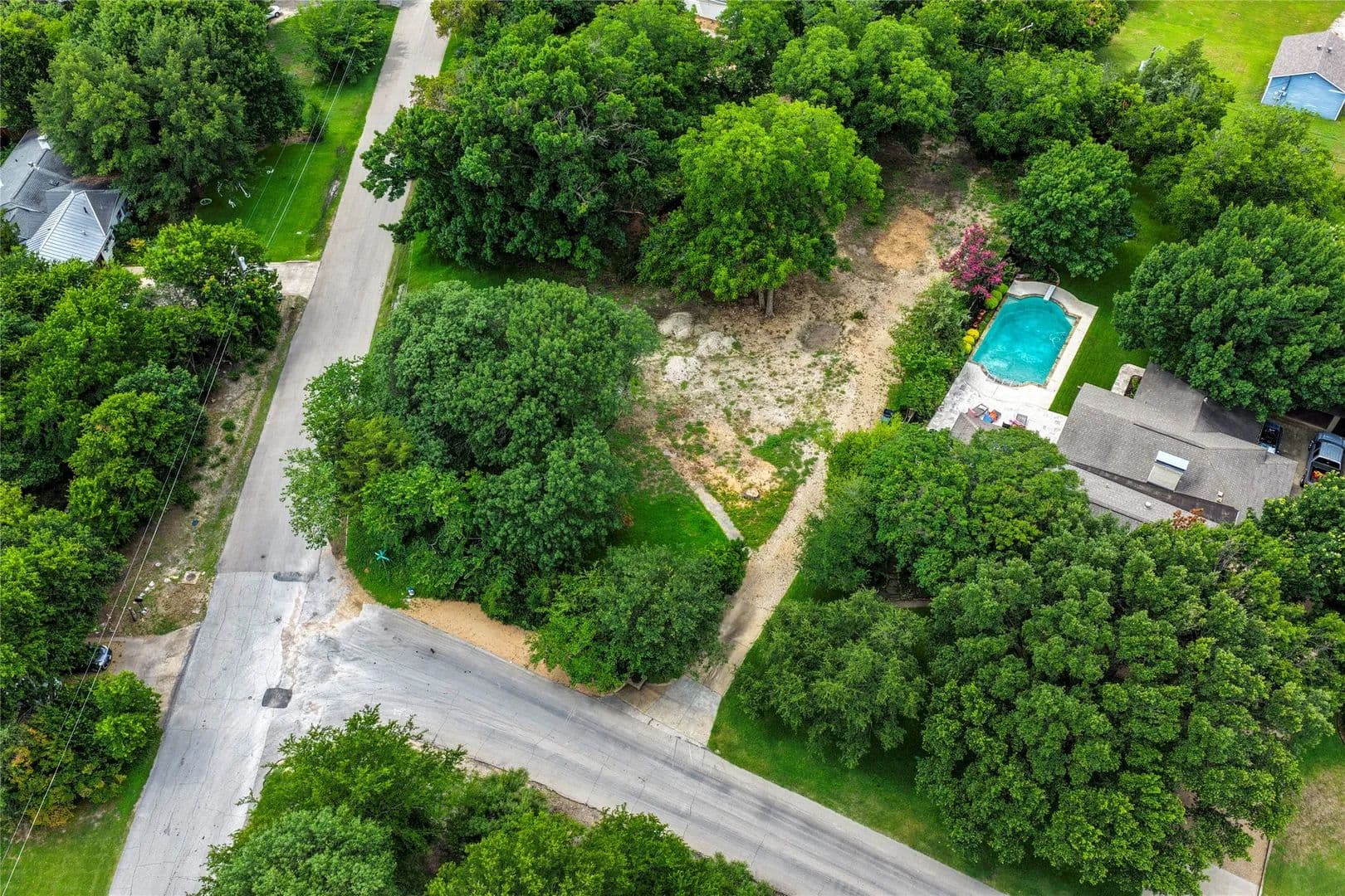 0.99 Acres of Land for Sale in Dallas, TX - Dallas, Texas, 75218
