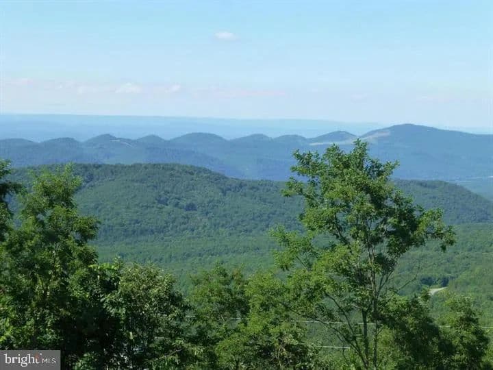 20.39 Acres of Land for Sale in MOOREFIELD, WV - Moorefield, West Virginia, 26836