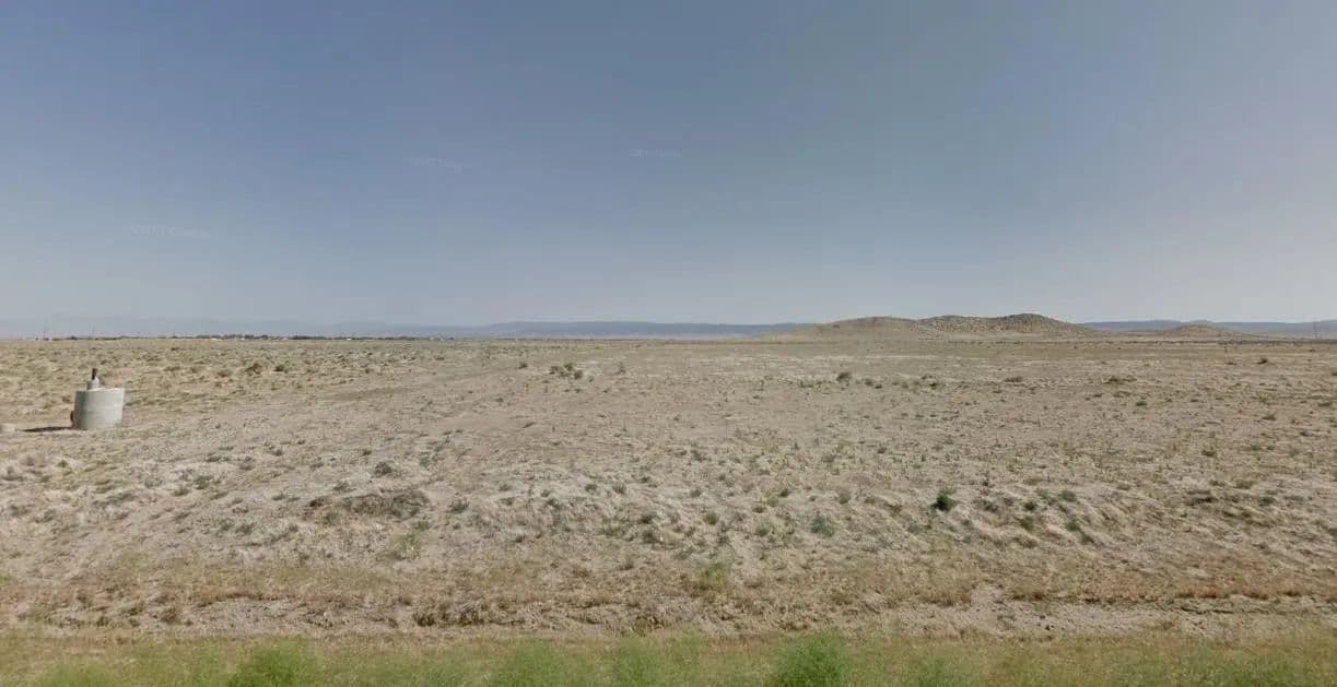 Lots & Land-Other in Antelope Acres - Antelope Acres, California, 93536