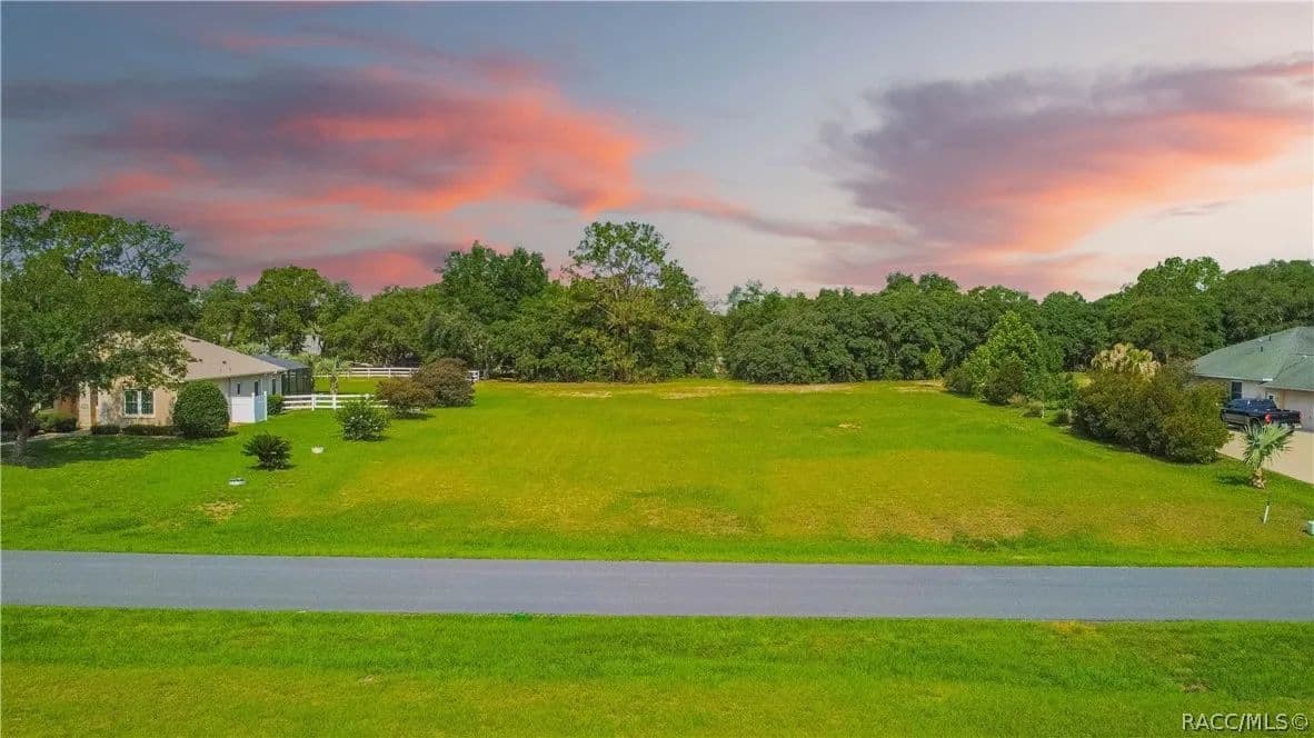 Property from 472 N Man O War Drive - KW - Inverness, Florida, 34453