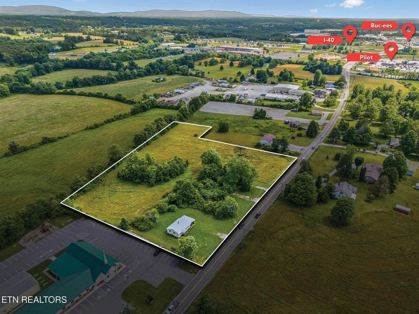 5 Acres of Land for Sale in Crossville, TN - Crossville, Tennessee, 38571
