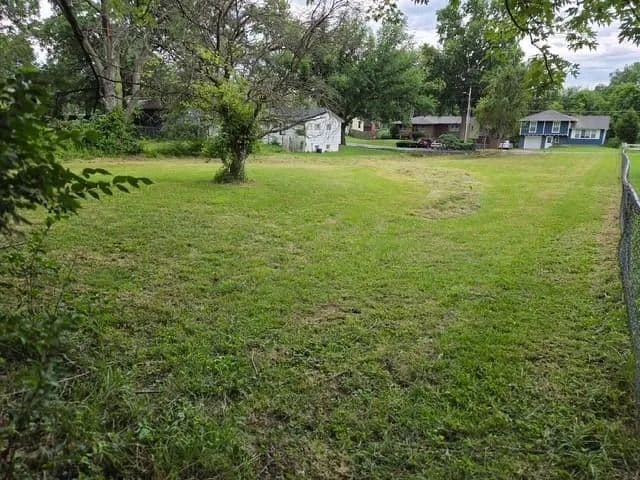 15692 Acres of Land for Sale in Independence, MO - Independence, Missouri, 64050