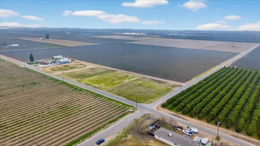 Lots & Land-Other in Kerman