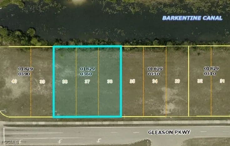 Vacant Land in Cape Coral - land for sale