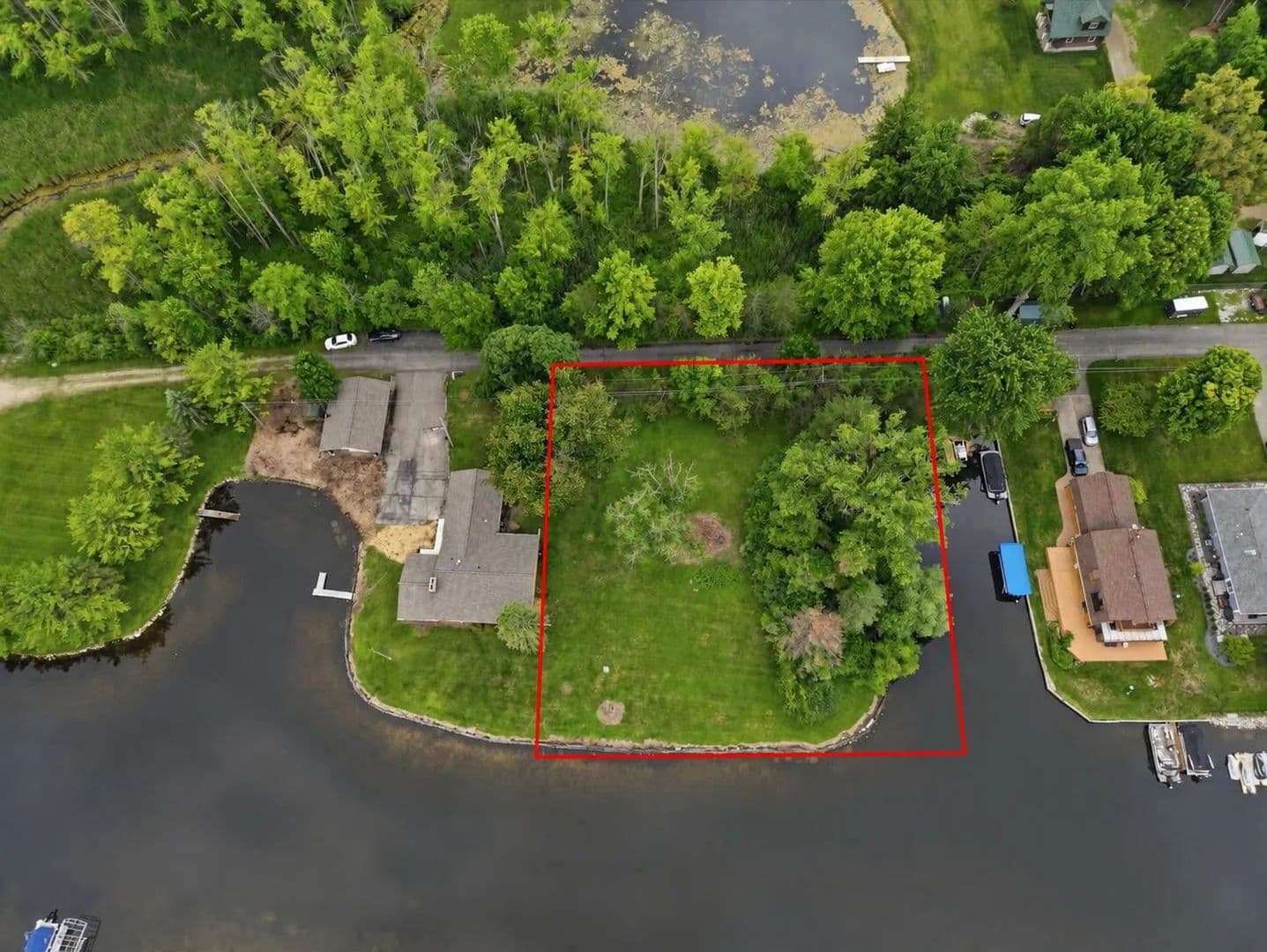 0.69 Acres of Land for Sale in Pinckney, MI - Pinckney, Michigan, 48169