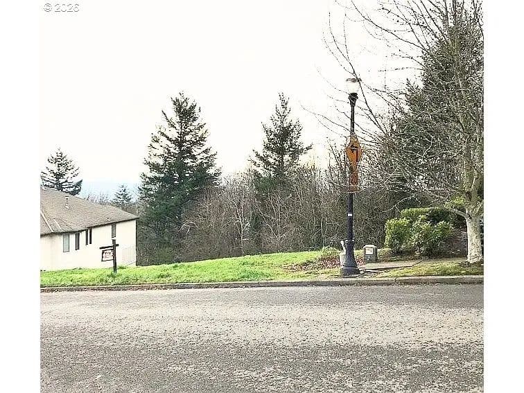 Property from 4055 NW RIGGS DR - KW - Portland, Oregon, 97229
