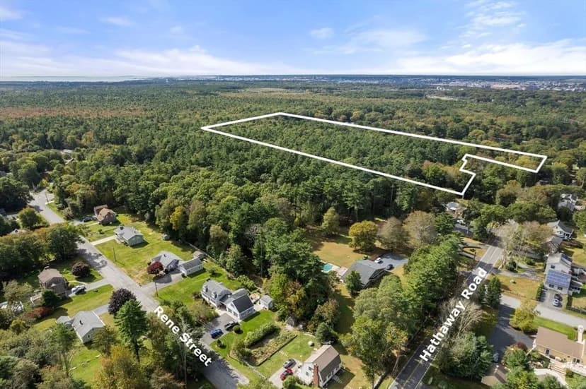 Vacant Land in Acushnet