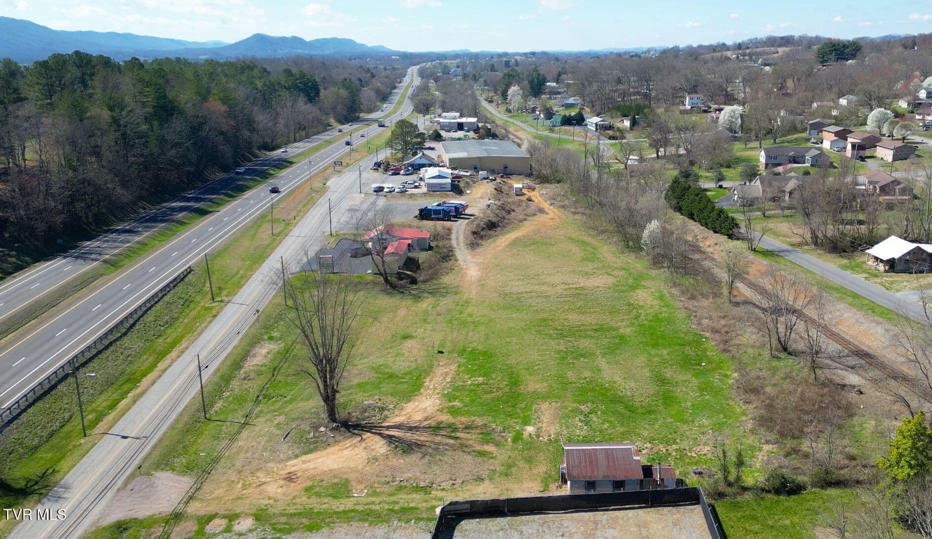 3 Acres of Land for Sale in Mount Carmel, Tennessee - Mount Carmel, Tennessee, 37645