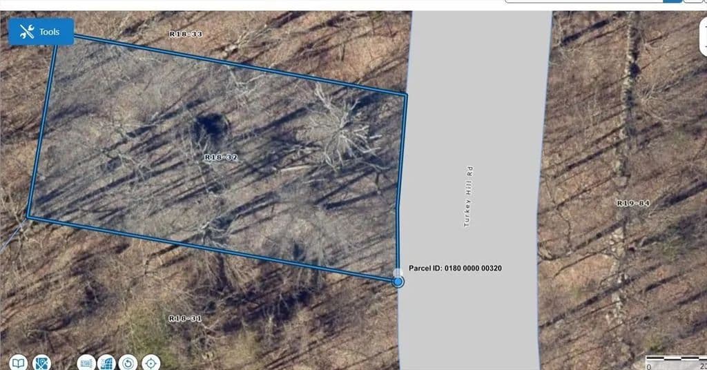 Land -Single Family Acreage in West Newbury - West Newbury, Massachusetts, 01985
