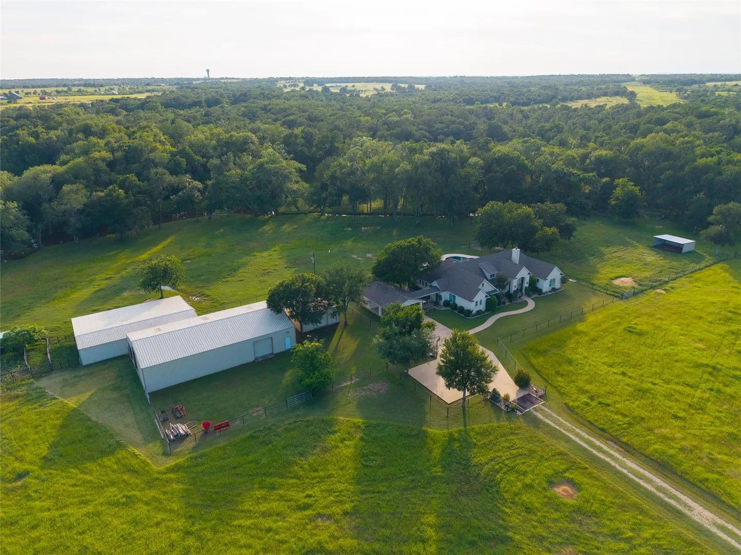 33 Acres of Land for Sale in Elgin, Texas - Elgin, Texas, 78621