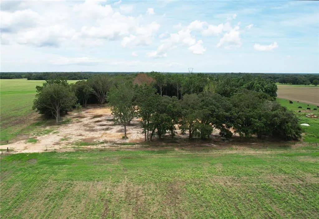 4.7 Acres of Land for Sale in Grand Bay, AL - Grand Bay, Alabama, 36541