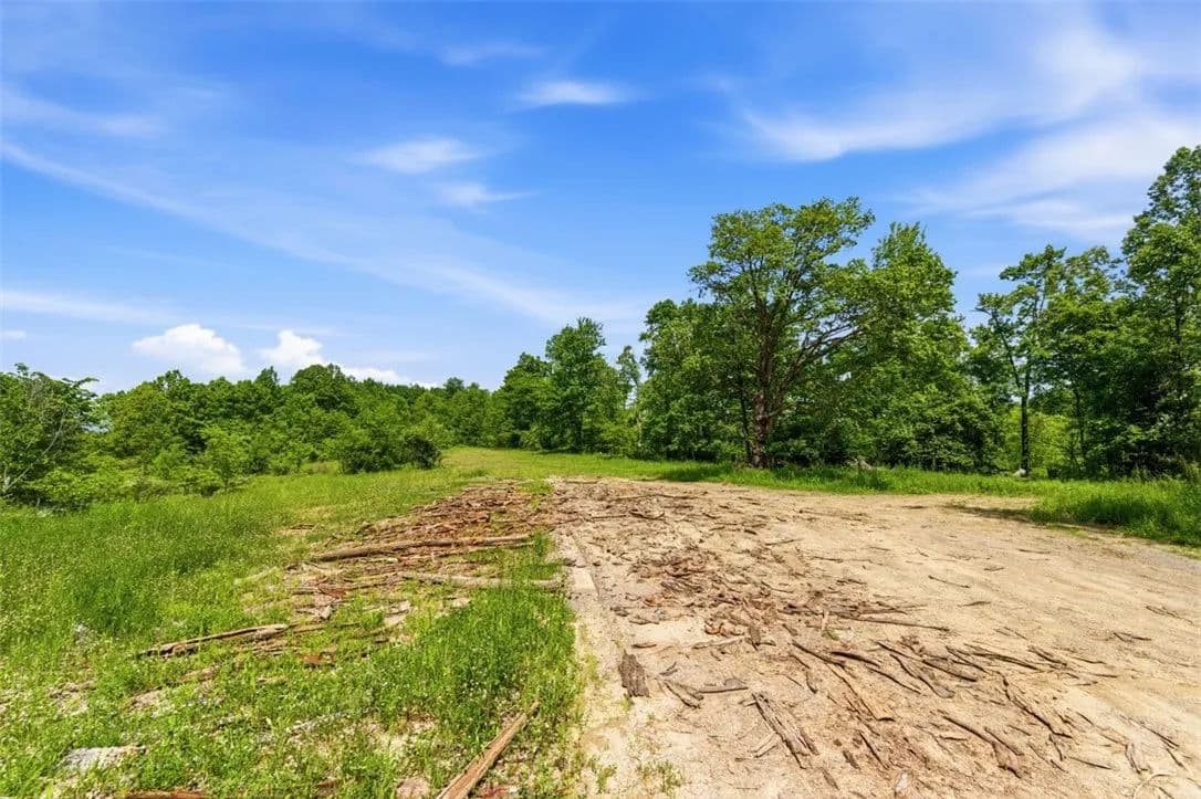 106.43 Acres of Land for Sale in Butler County, Pennsylvania - Pennsylvania, 16037