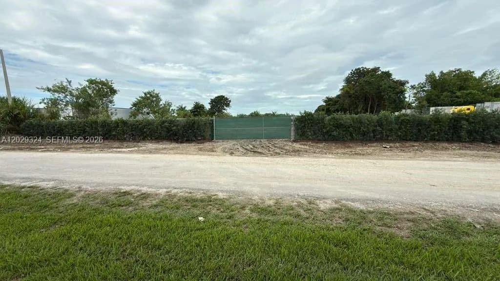 Property from SW 213TH AVE - KW - Miami, Florida, 33187