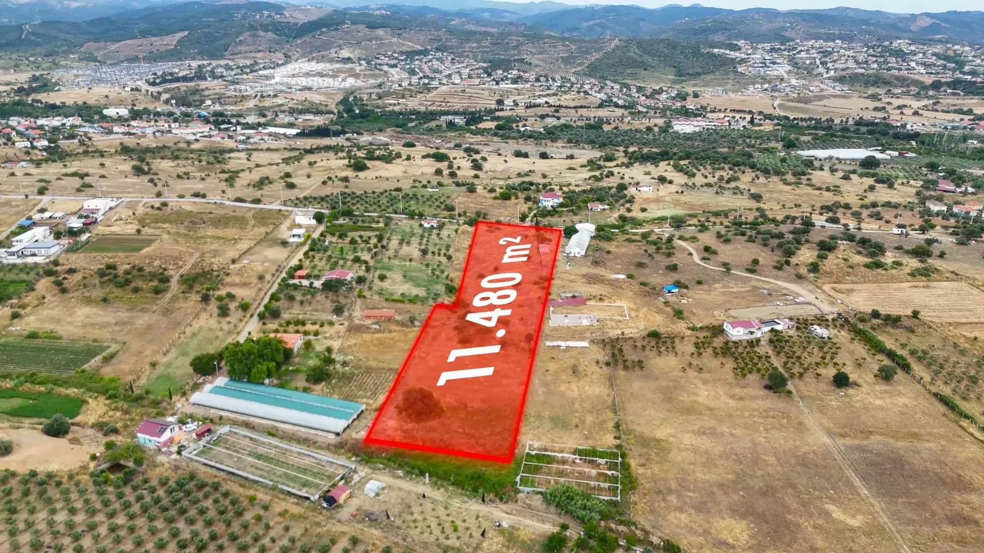 URLA BADEMLERDE SATILIK KADASTRAL YOLA CEPHELİ TARLA - Turkey