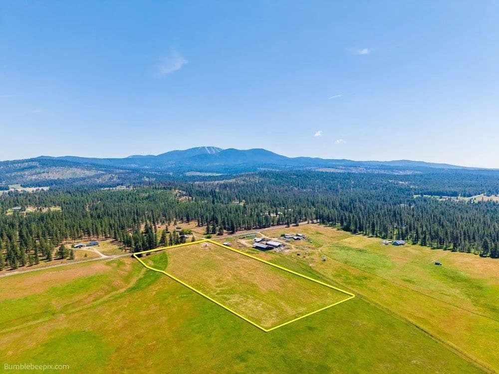 Property from NNA Elk-Chattaroy Rd - KW - Elk, Washington, 99009