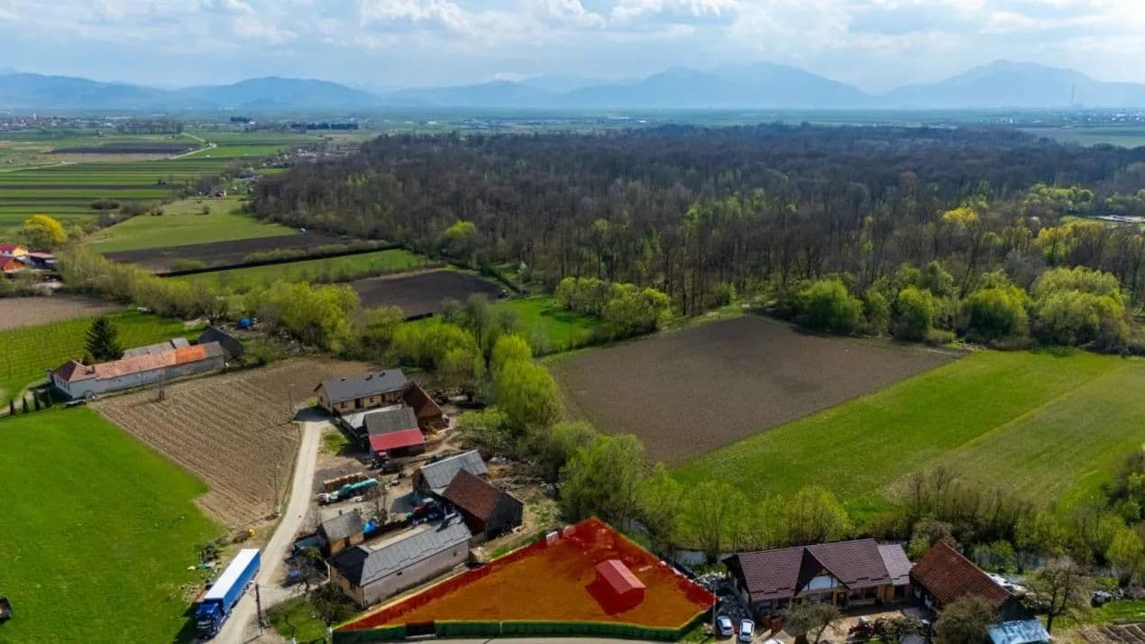 Teren intravilan - Lunca Calnicului - land for sale