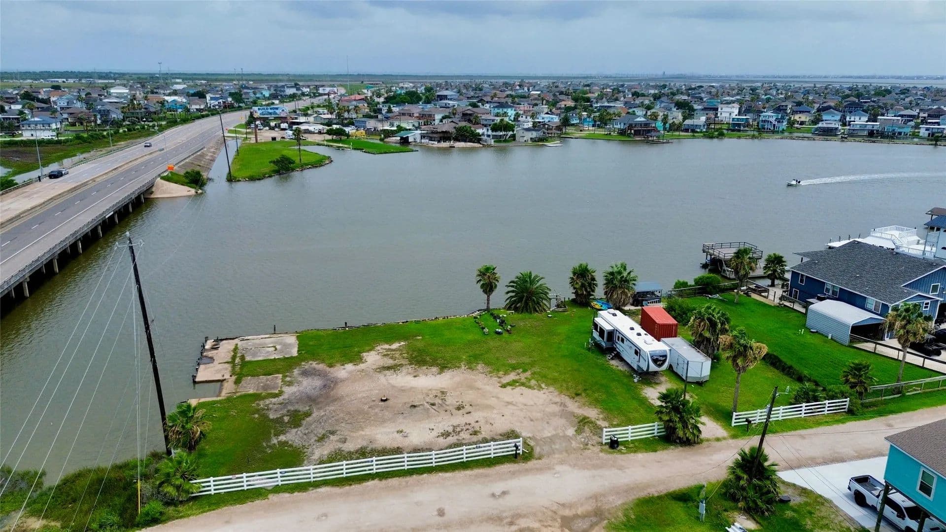0.18 Acres of Land for Sale in Hitchcock, TX - Hitchcock, Texas, 77563