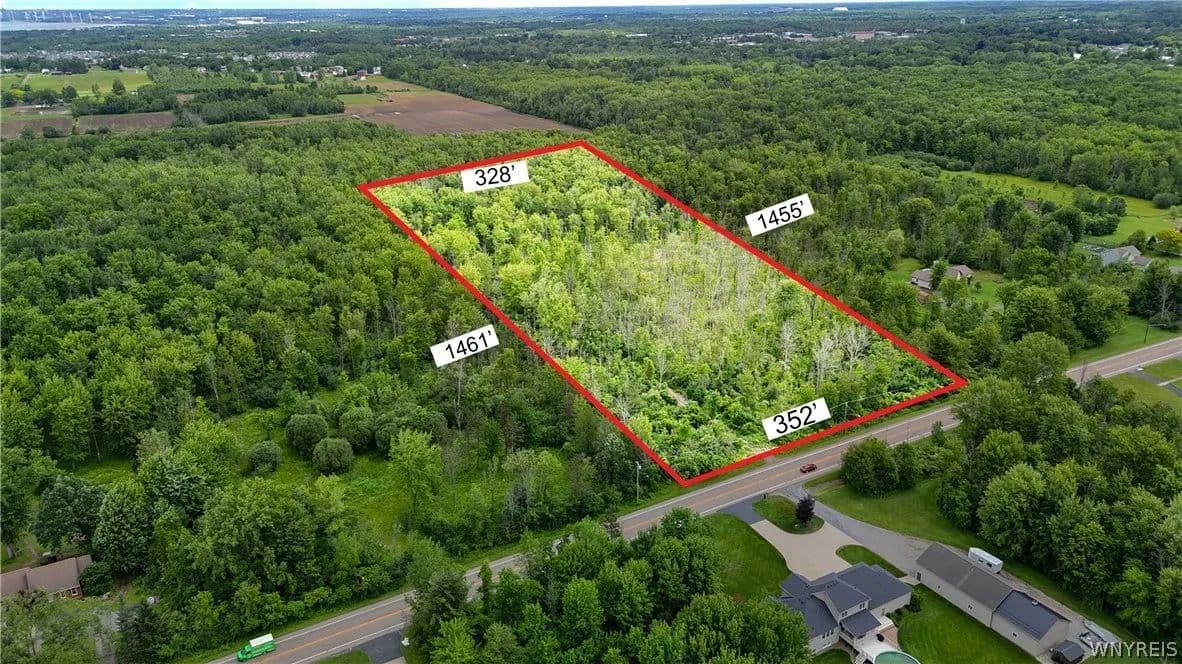 11.47 Acres of Land for Sale in Hamburg, NY - Hamburg, New York, 14075