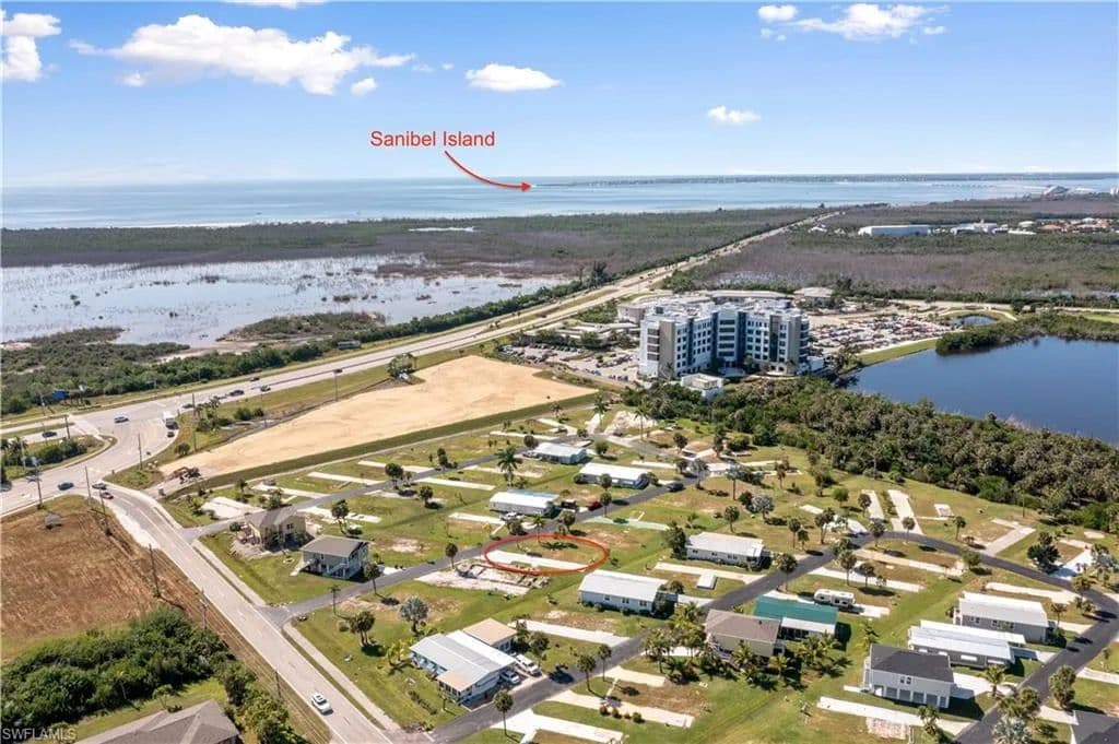 Property from 13640 Grackle DR - KW - Fort Myers, Florida, 33908