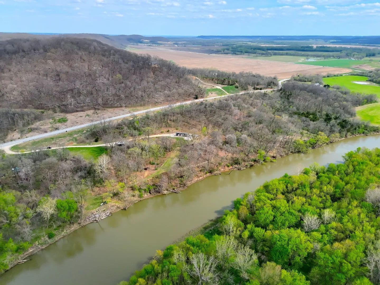 Unique Recreational Retreat: 20+/- Acres of Nature's Paradise – Pike County - Louisiana, Missouri, 63353