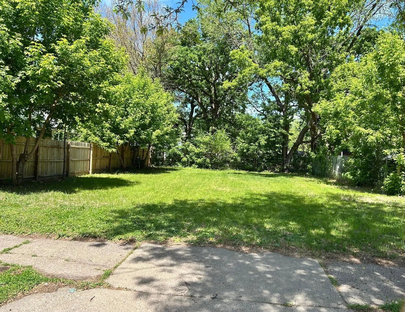 Property from 422 33rd Avenue N - KW - Minneapolis, Minnesota, 55412
