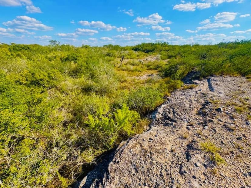 12.2 Acres Unrestricted Land