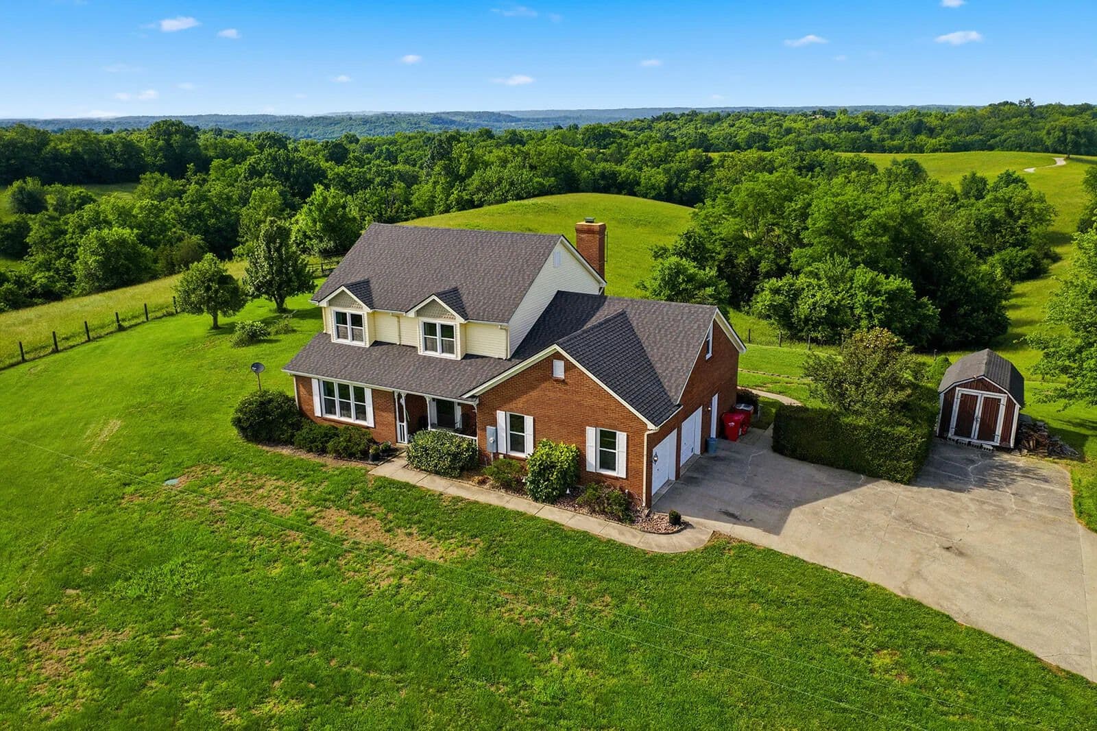 42.5 Acres of Land for Sale in Frankfort, Kentucky - Frankfort, Kentucky, 40601