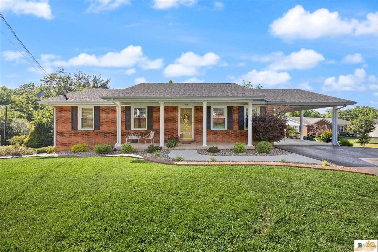 Property from 202 Marshall Street - KW - Columbia, Kentucky, 42728