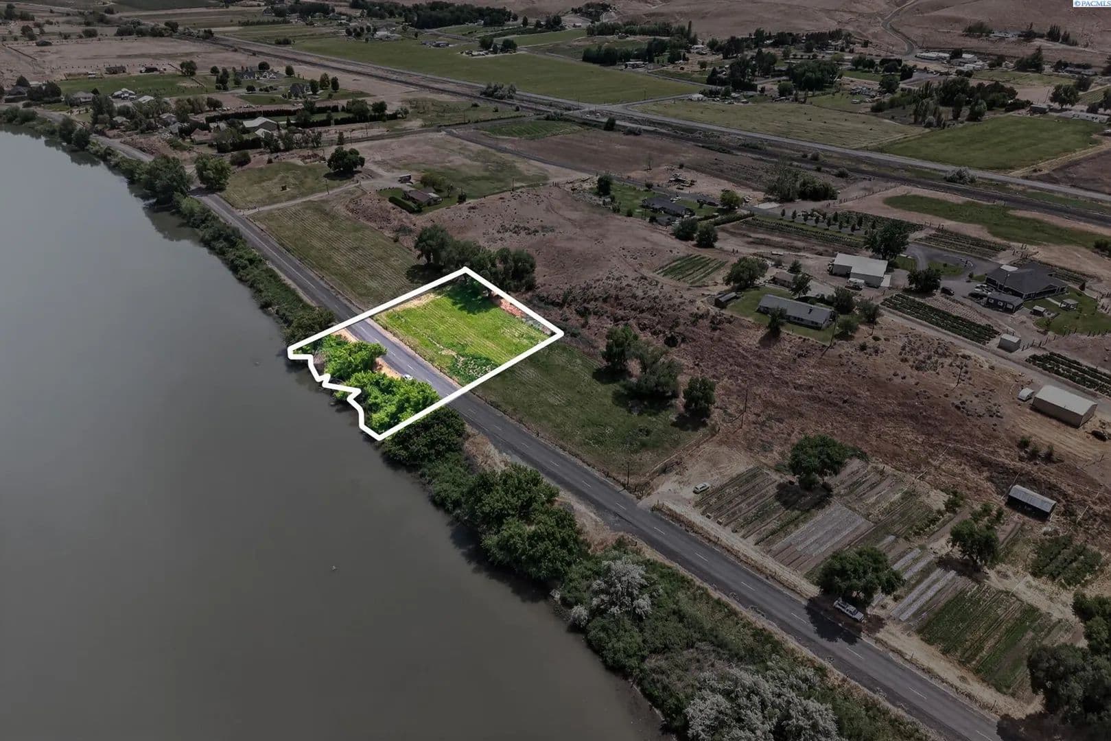 Property from 166903 W Byron Rd - KW - Prosser, Washington, 99350