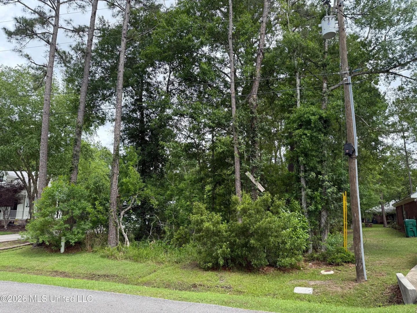 0.2 Acres of Land for Sale in Diamondhead, Mississippi - Diamondhead, Mississippi, 39525