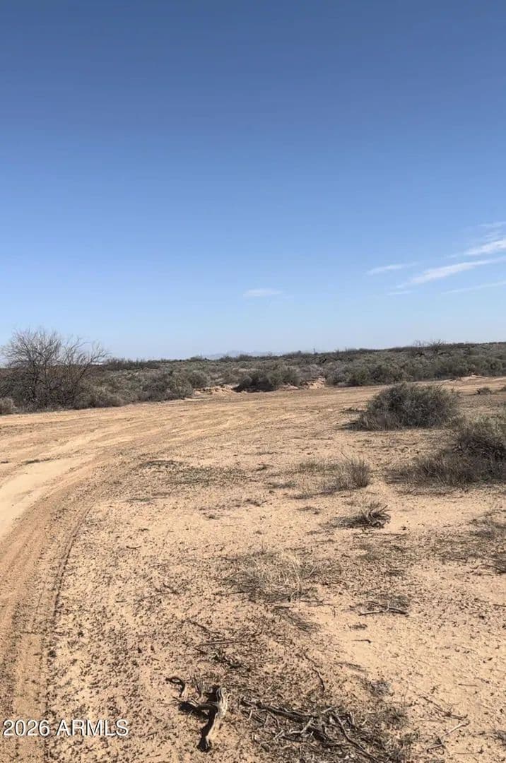 9.97 Acres of Land for Sale in Tonopah, Arizona - Tonopah, Arizona, 85354