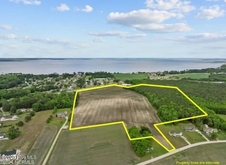 Property from 003 Caratoke Highway - KW - Currituck, North Carolina, 27929
