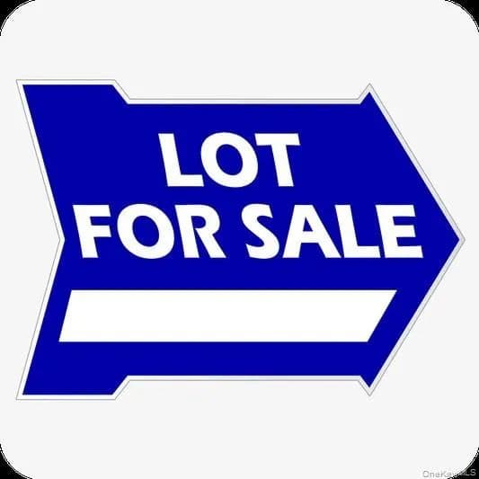 Lots & Land-Other in Shirley - Shirley, New York, 11967