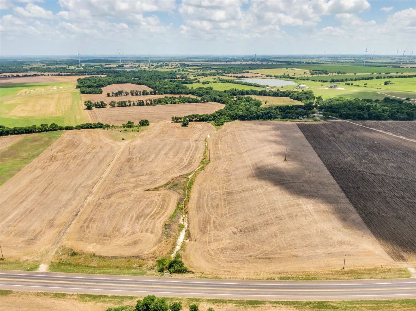 10 Acres of Land for Sale in Hillsboro, Texas - Hillsboro, Texas, 76645