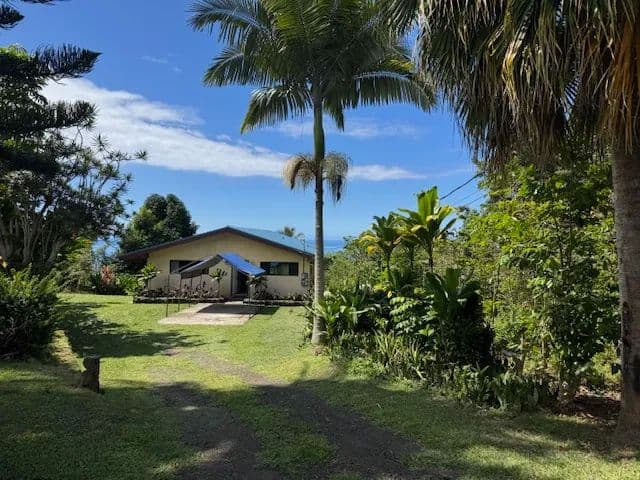 2.78 Acres of Land for Sale in Captain Cook, Hawaii - Captain Cook, Hawaii, 96704
