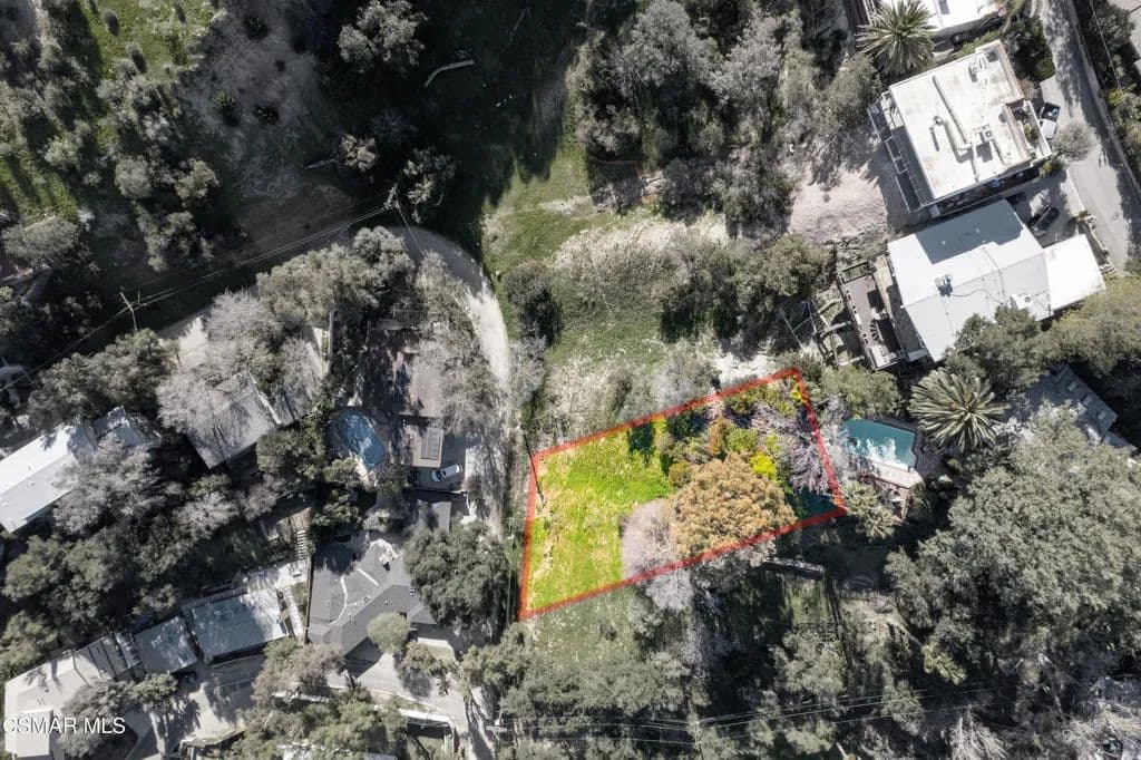 Vacant Land in Woodland Hills - Woodland Hills, California, 91364
