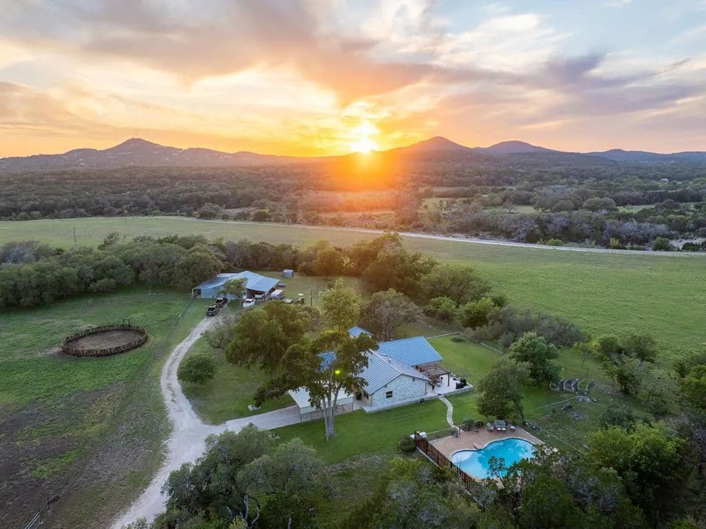 7.1 Acres of Land for Sale in Pipe Creek, Texas - Pipe Creek, Texas, 78063