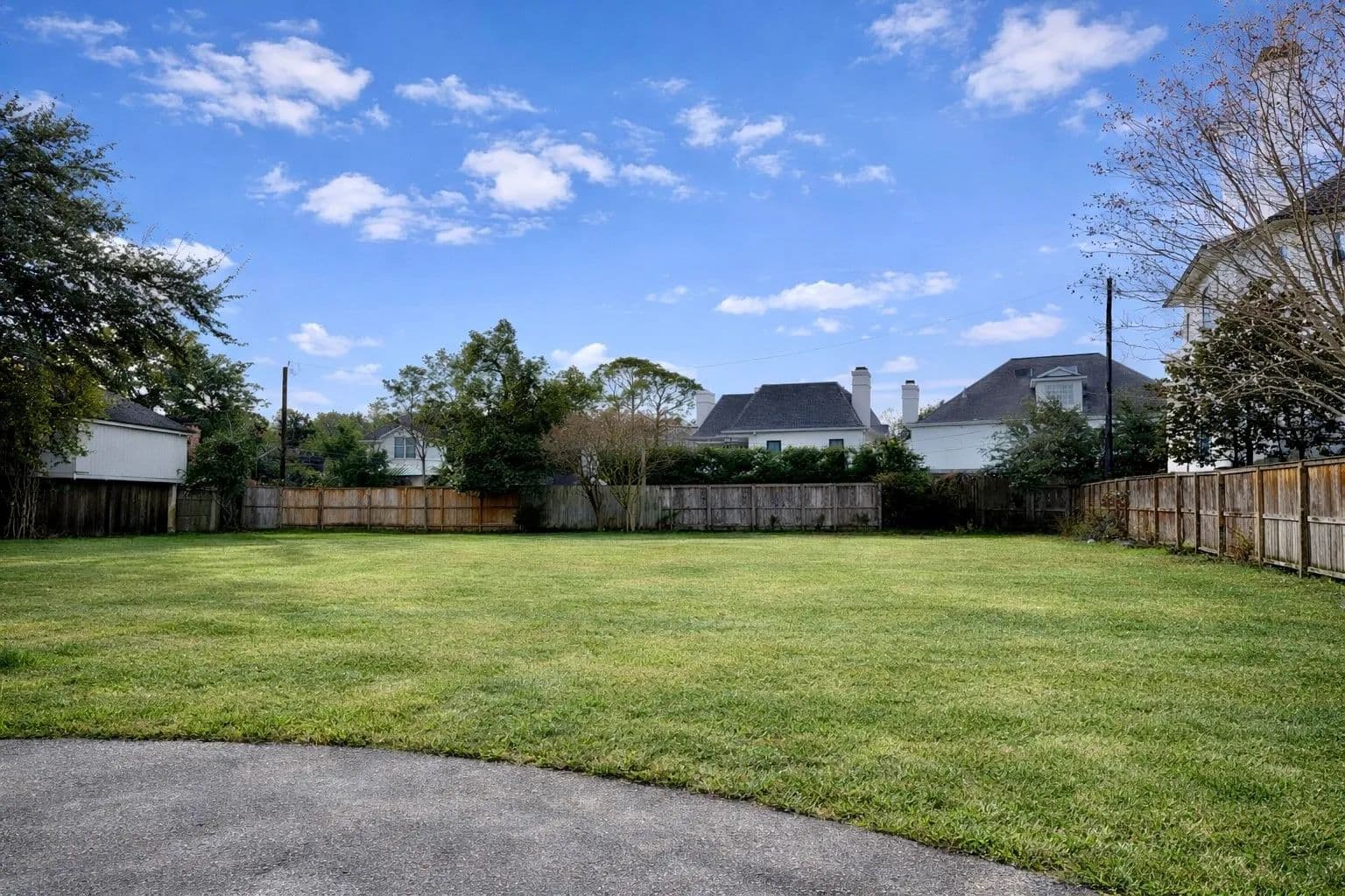 Property from 25 W Broad Oaks Drive - KW - Houston, Texas, 77056