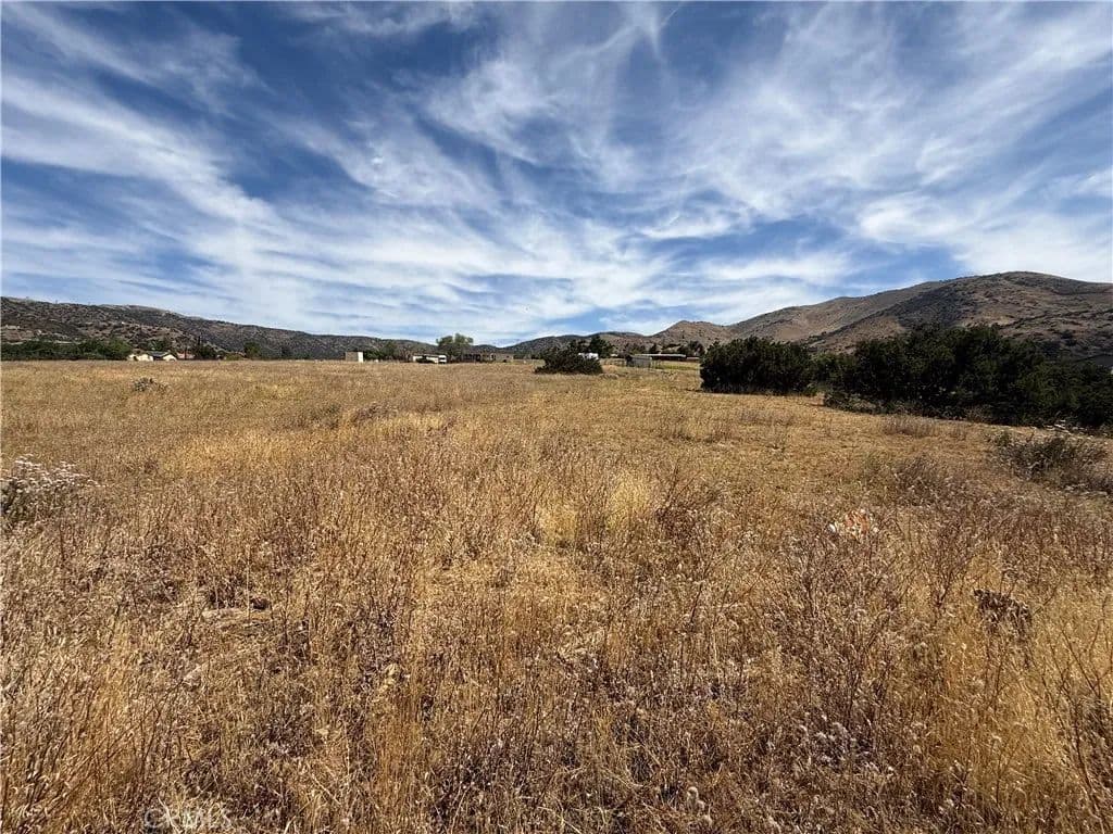 2.49 Acres of Land for Sale in Acton, California - Acton, California, 93510